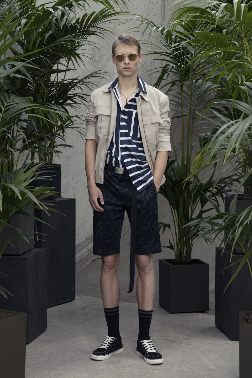 Fashion Week Paris Spring/Summer 2019 look 22 from the M.X PARIS collection menswear