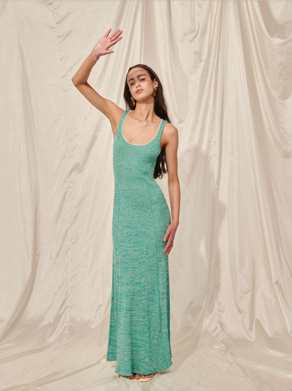 Fashion Week Paris Resort 2024 look 1 from the Yasmina Q - Saudi 100 collection 女装