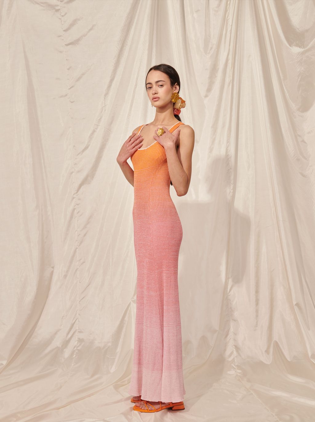 Fashion Week Paris Resort 2024 look 27 from the Saudi 100 collection 女装