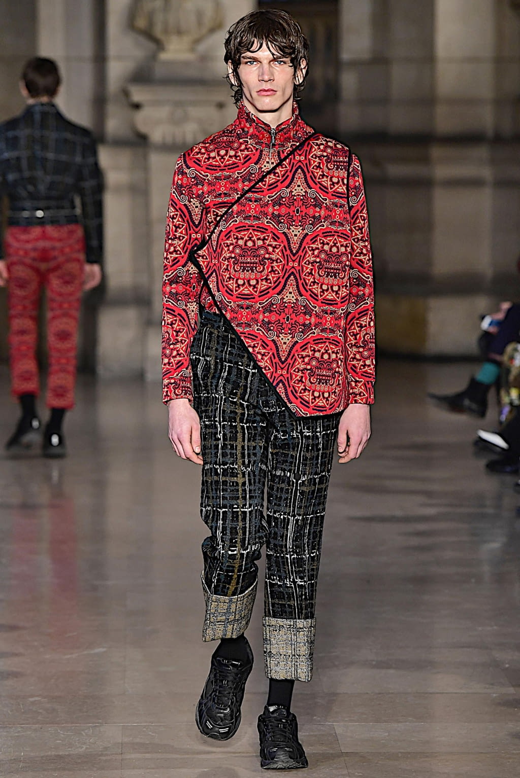 Fashion Week Paris Fall/Winter 2019 look 24 from the Sean Suen collection 男装