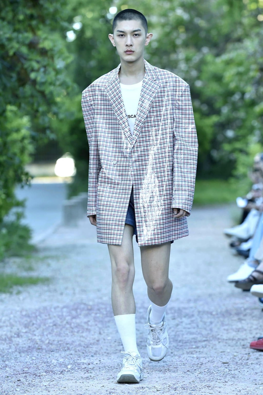 Fashion Week Paris Spring/Summer 2019 look 20 from the Sean Suen collection menswear