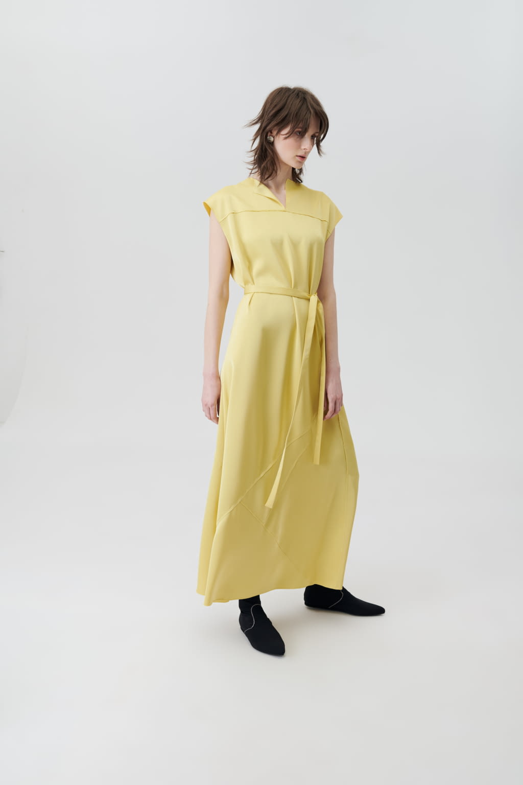 Fashion Week Paris Fall/Winter 2022 look 29 from the BOBKOVA collection 女装