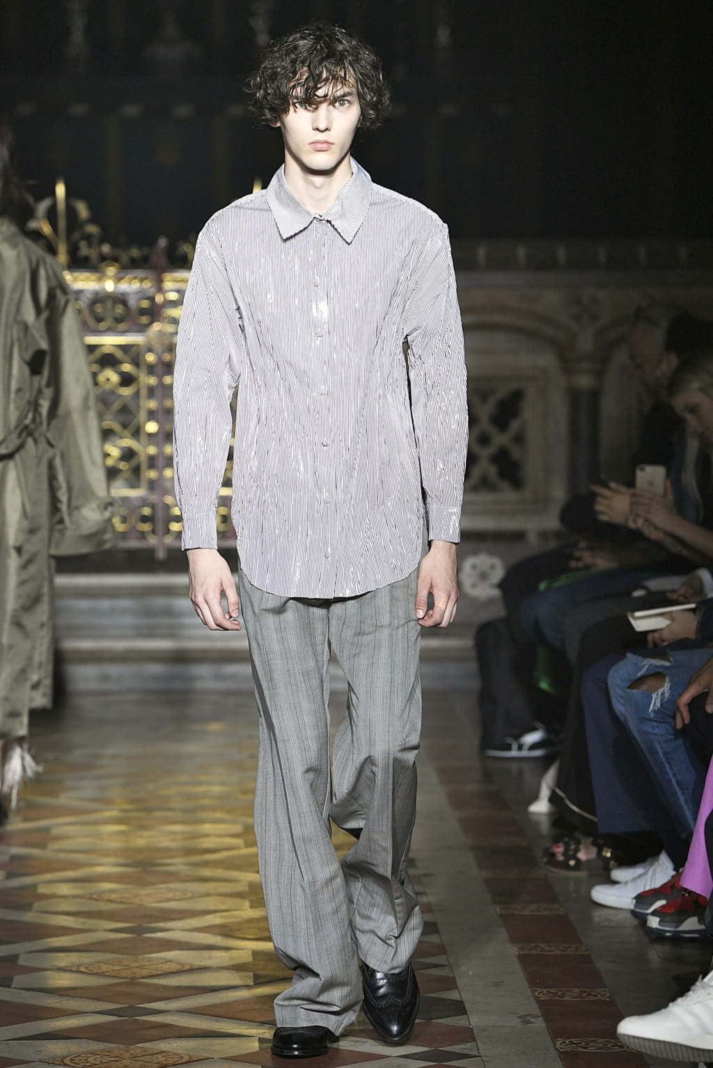 Fashion Week London Spring/Summer 2019 look 10 from the Sharon Wauchob collection menswear