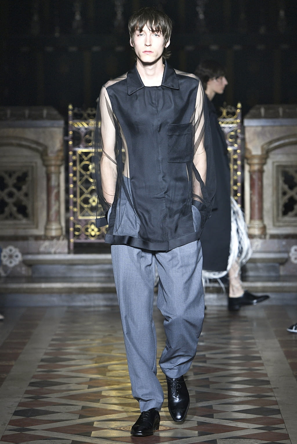 Fashion Week London Spring/Summer 2019 look 20 from the Sharon Wauchob collection 男装