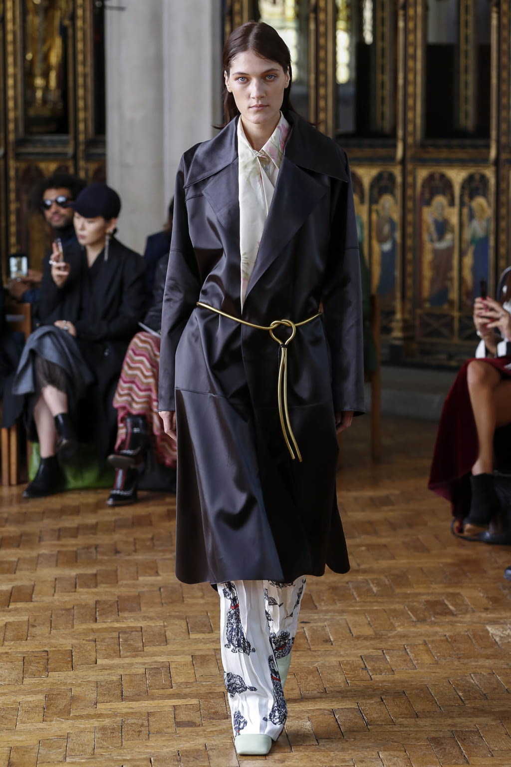 Fashion Week London Spring/Summer 2018 look 11 from the Sharon Wauchob collection womenswear
