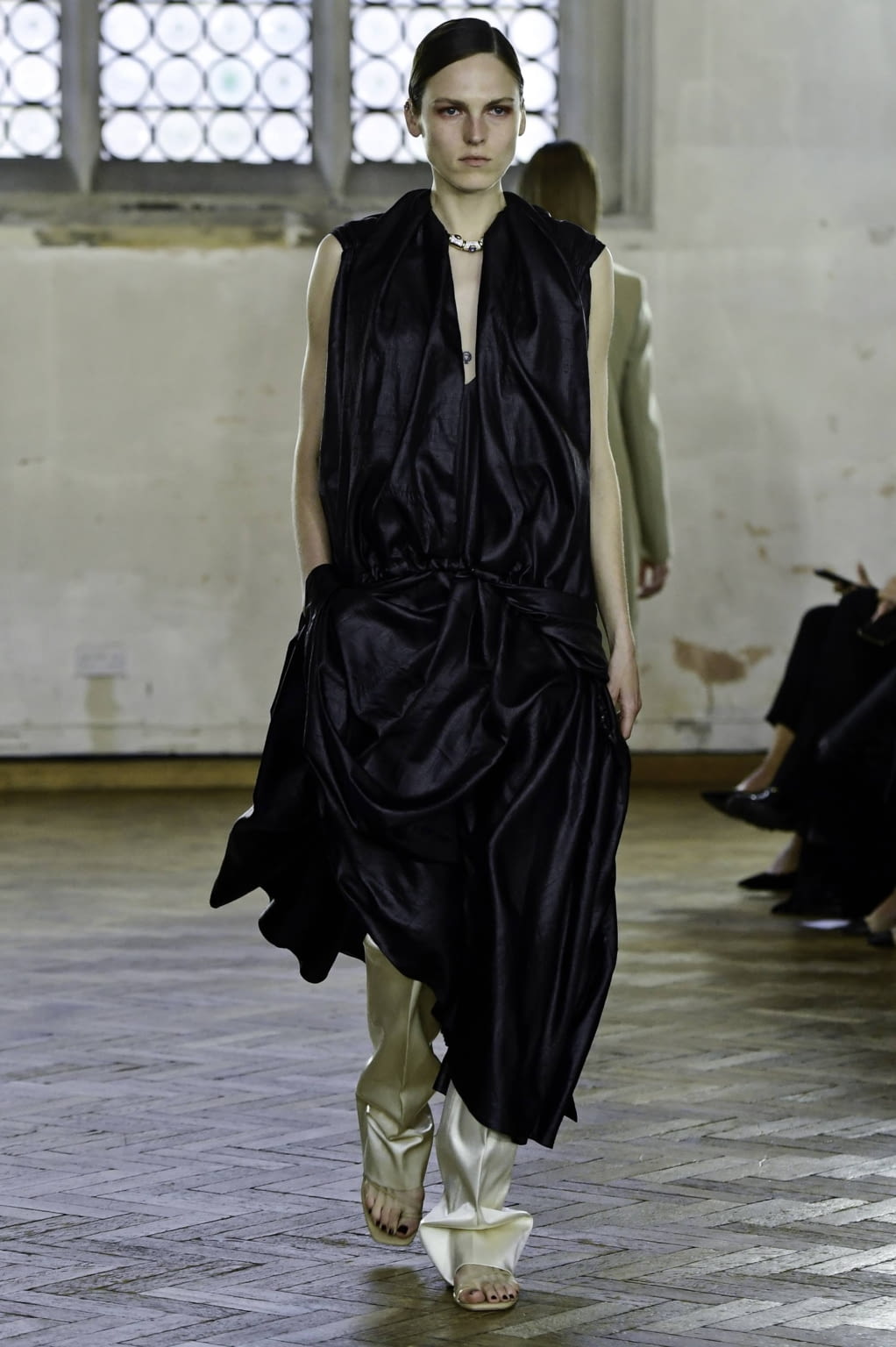 Fashion Week London Spring/Summer 2020 look 12 from the Sharon Wauchob collection womenswear