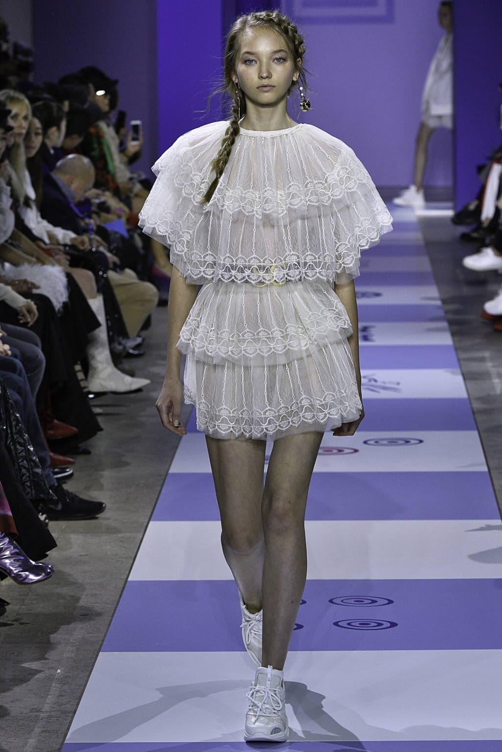 Fashion Week Paris Spring/Summer 2019 look 1 from the Shiatzy Chen collection womenswear