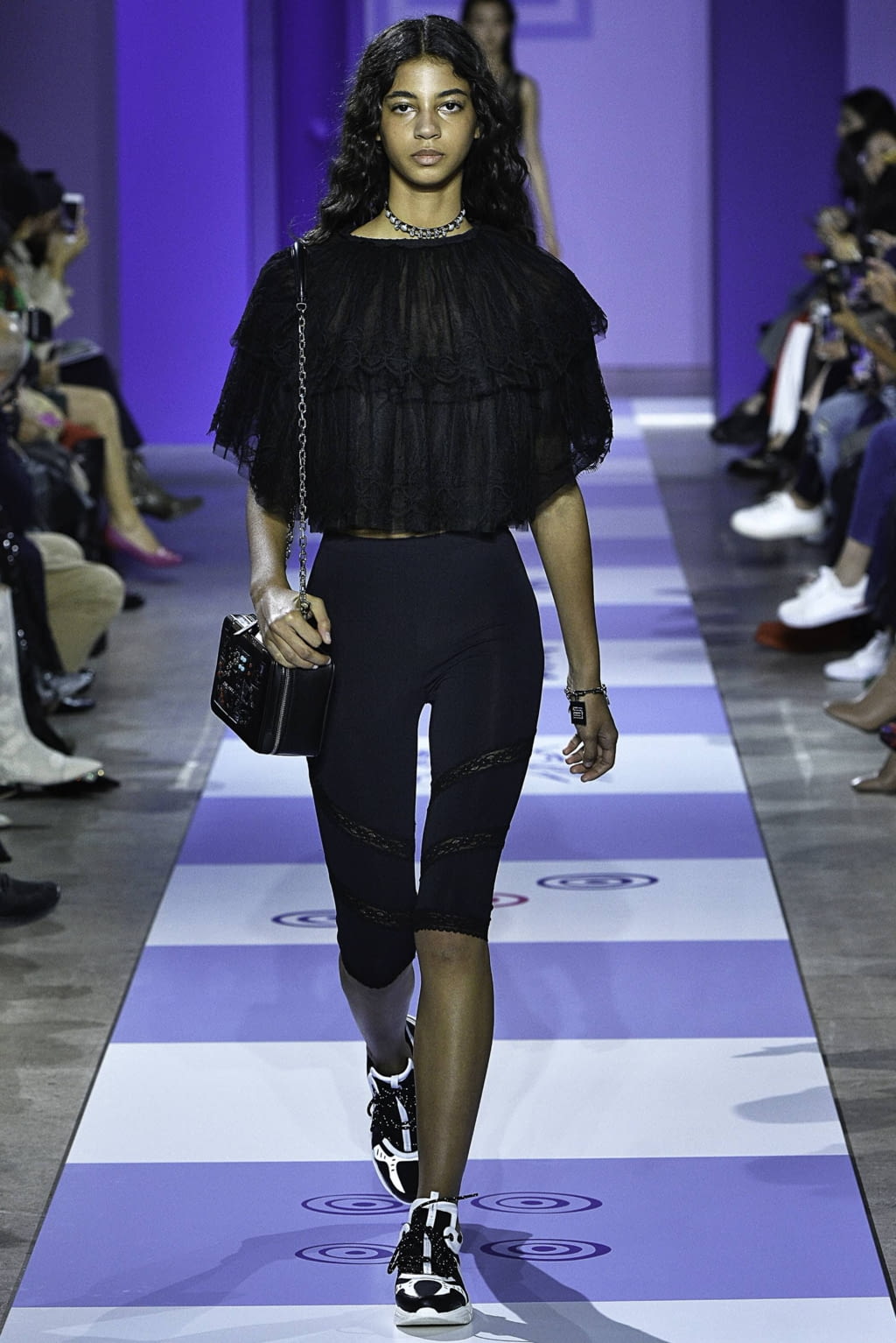 Fashion Week Paris Spring/Summer 2019 look 6 de la collection Shiatzy Chen womenswear
