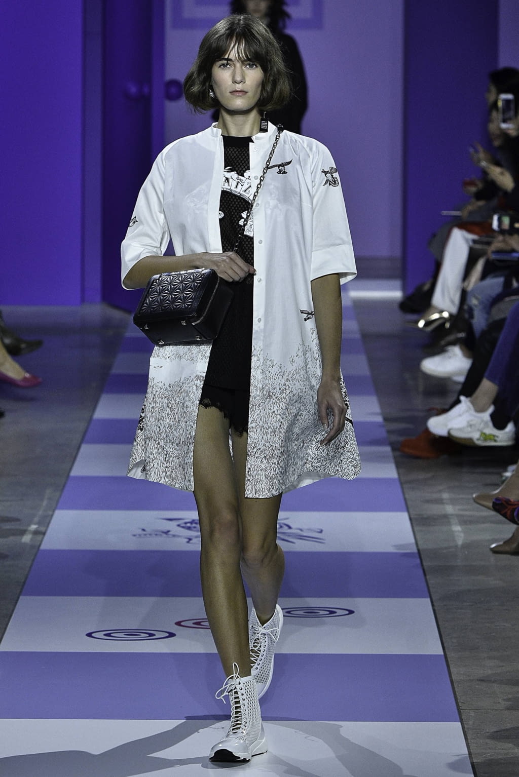 Fashion Week Paris Spring/Summer 2019 look 31 from the Shiatzy Chen collection 女装