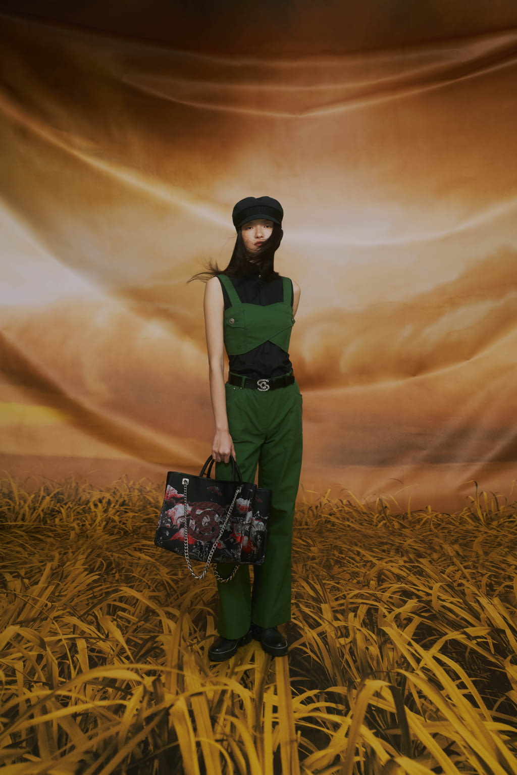 Fashion Week Paris Spring/Summer 2021 look 7 from the Shiatzy Chen collection 女装