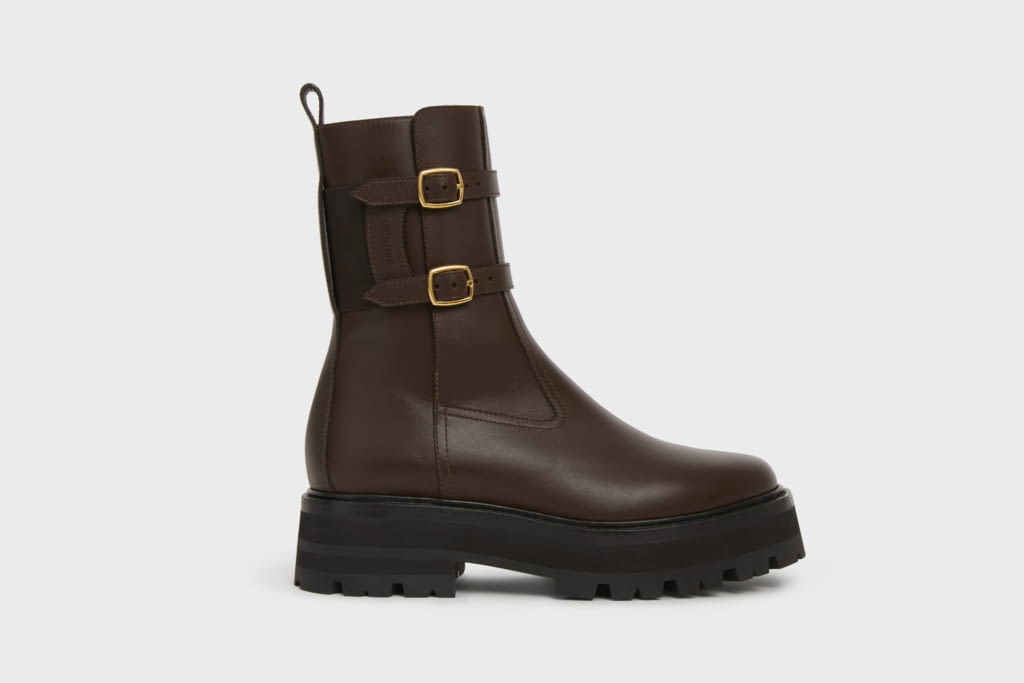 Fashion Week Paris Spring/Summer 2022 look 32 from the Celine collection womenswear accessories