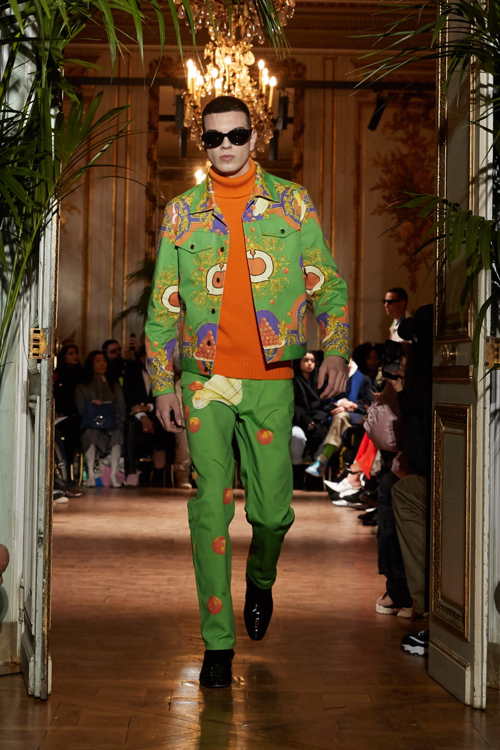 Fashion Week Paris Fall/Winter 2019 look 10 from the Casablanca collection menswear
