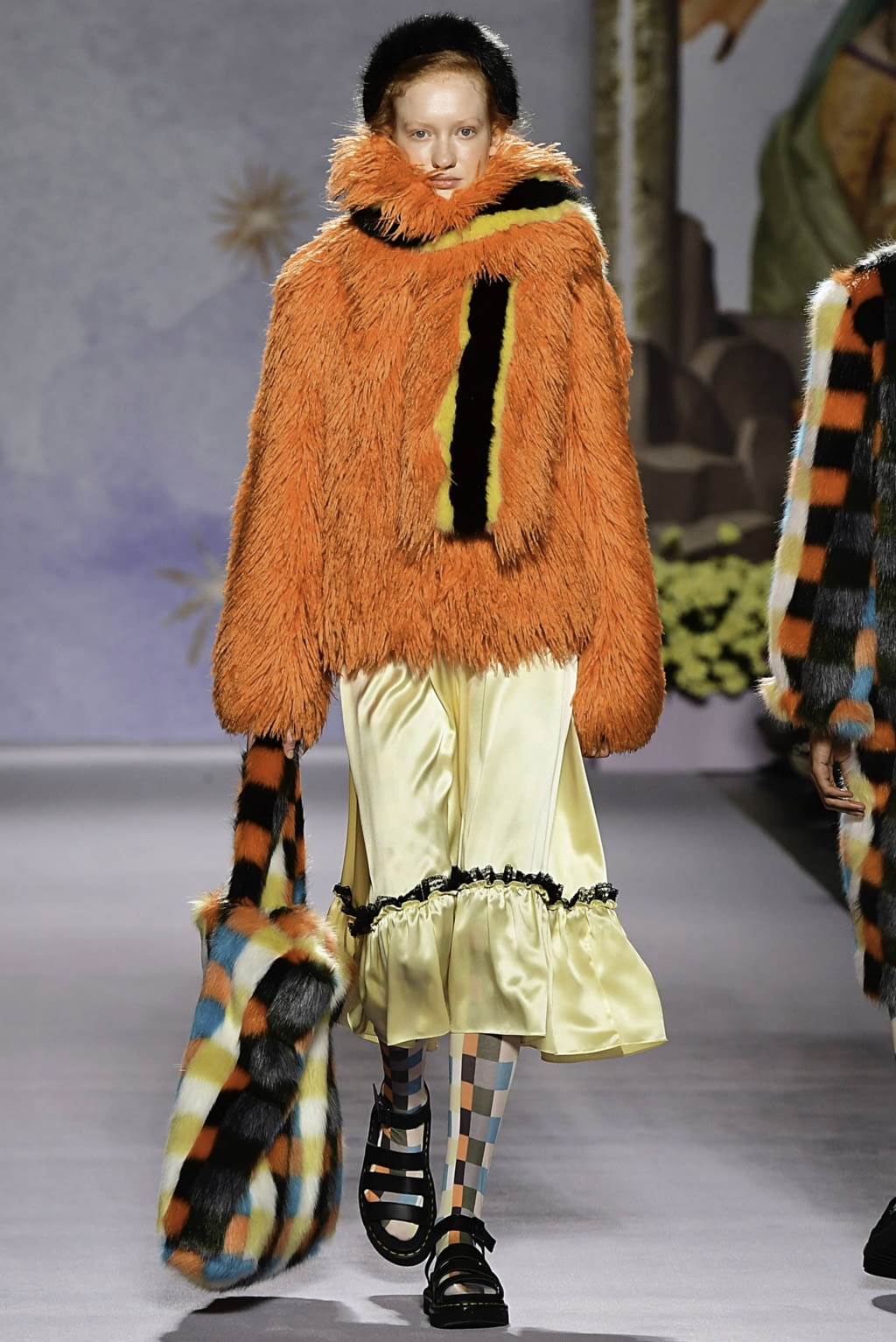Fashion Week London Fall/Winter 2019 look 16 from the Shrimps collection womenswear