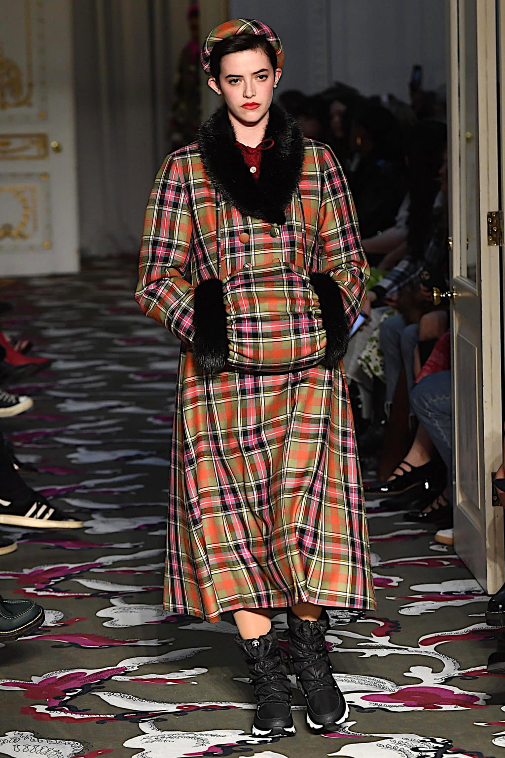Fashion Week London Fall/Winter 2020 look 3 from the Shrimps collection womenswear