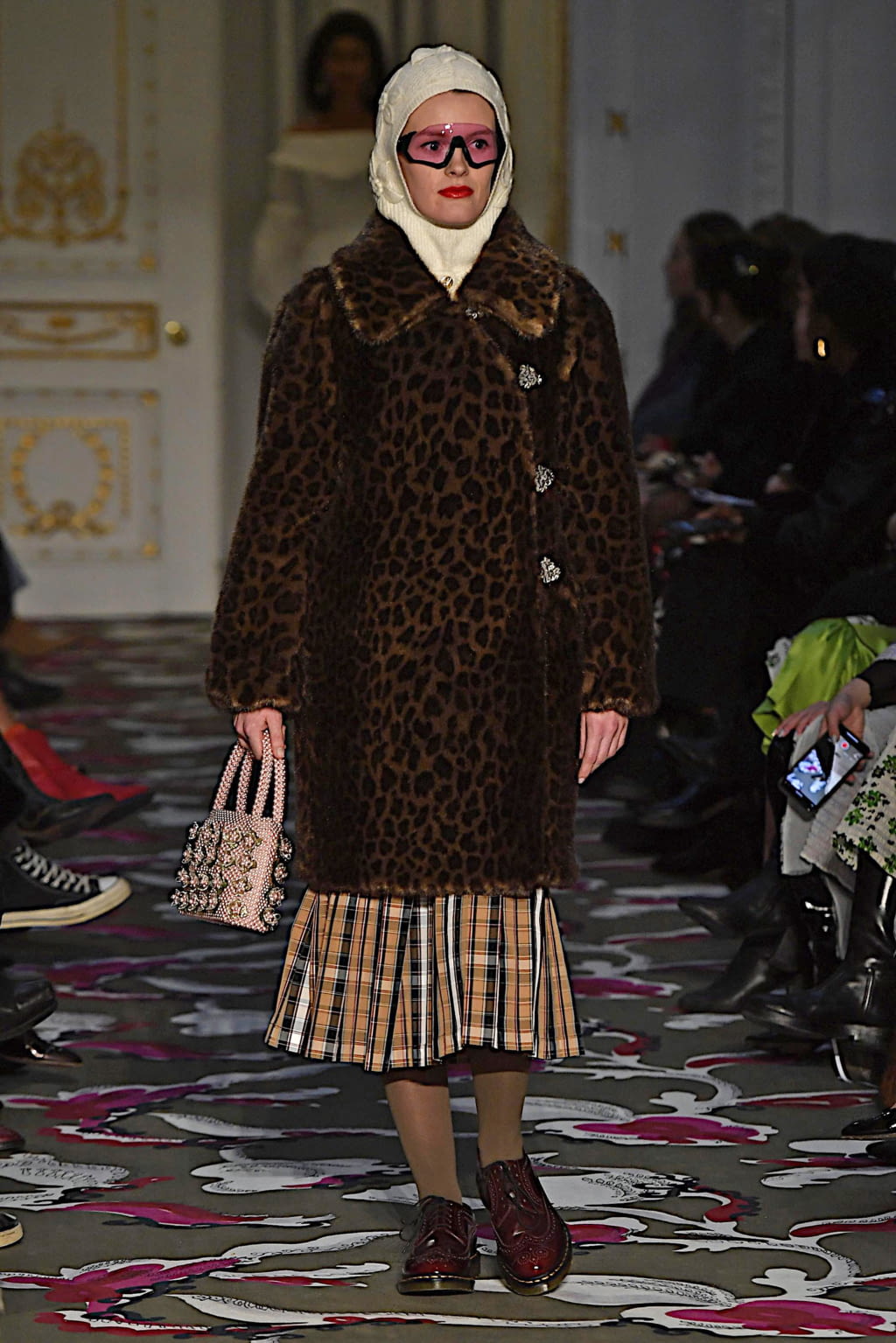 Fashion Week London Fall/Winter 2020 look 24 from the Shrimps collection womenswear