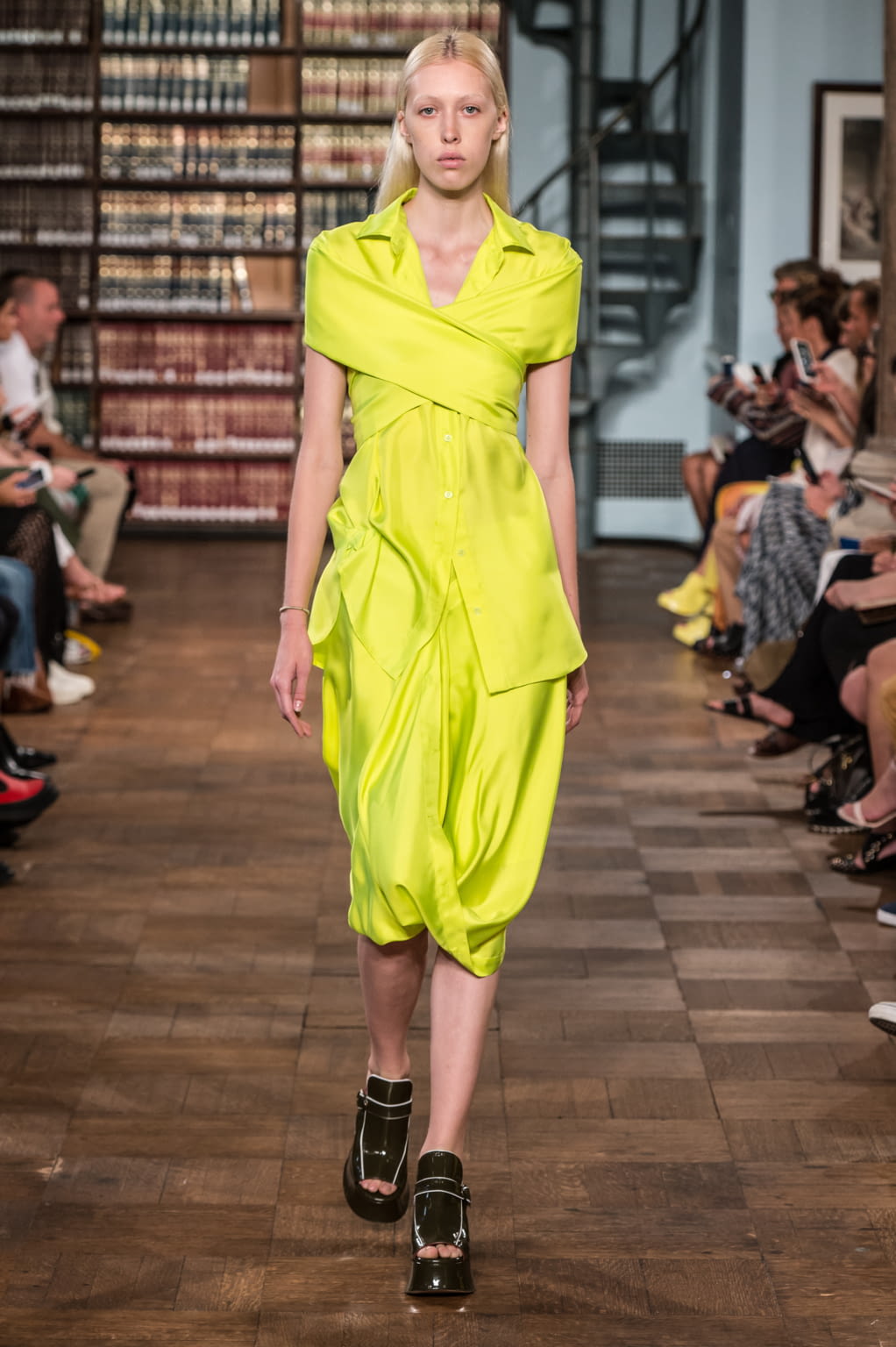 Fashion Week New York Spring/Summer 2017 look 19 from the Sies Marjan collection womenswear