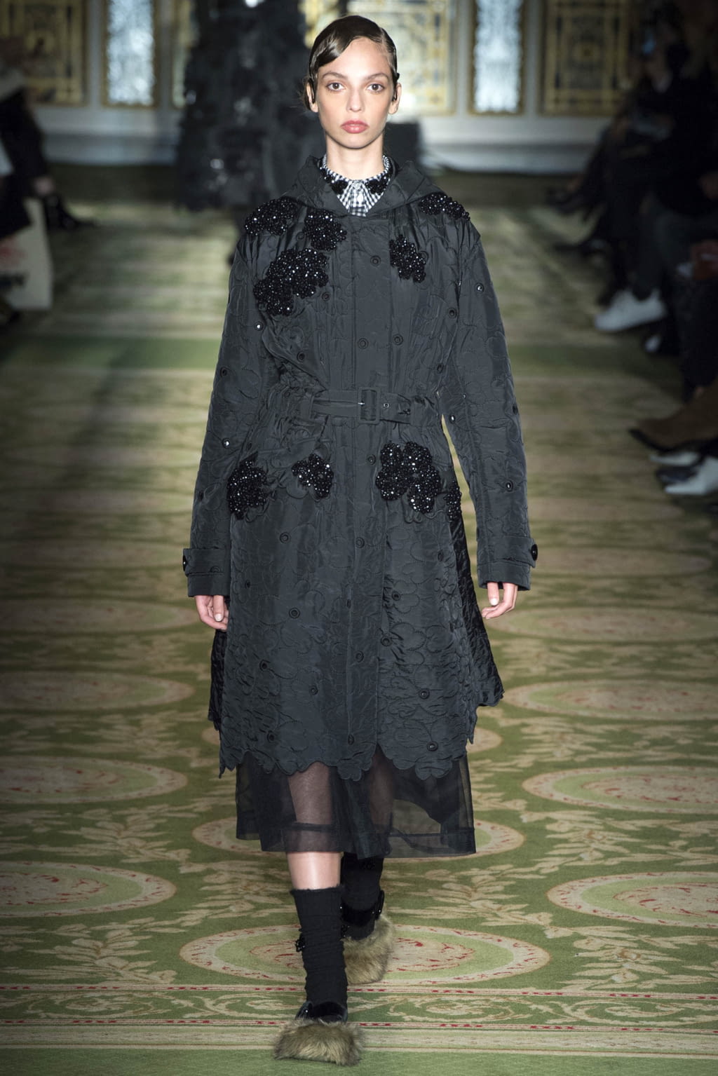 Fashion Week London Fall/Winter 2017 look 14 from the Simone Rocha collection womenswear