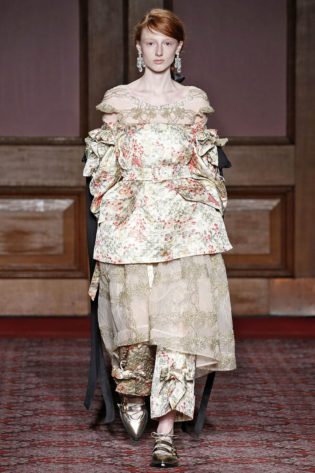 Fashion Week London Fall/Winter 2018 look 5 from the Simone Rocha collection 女装