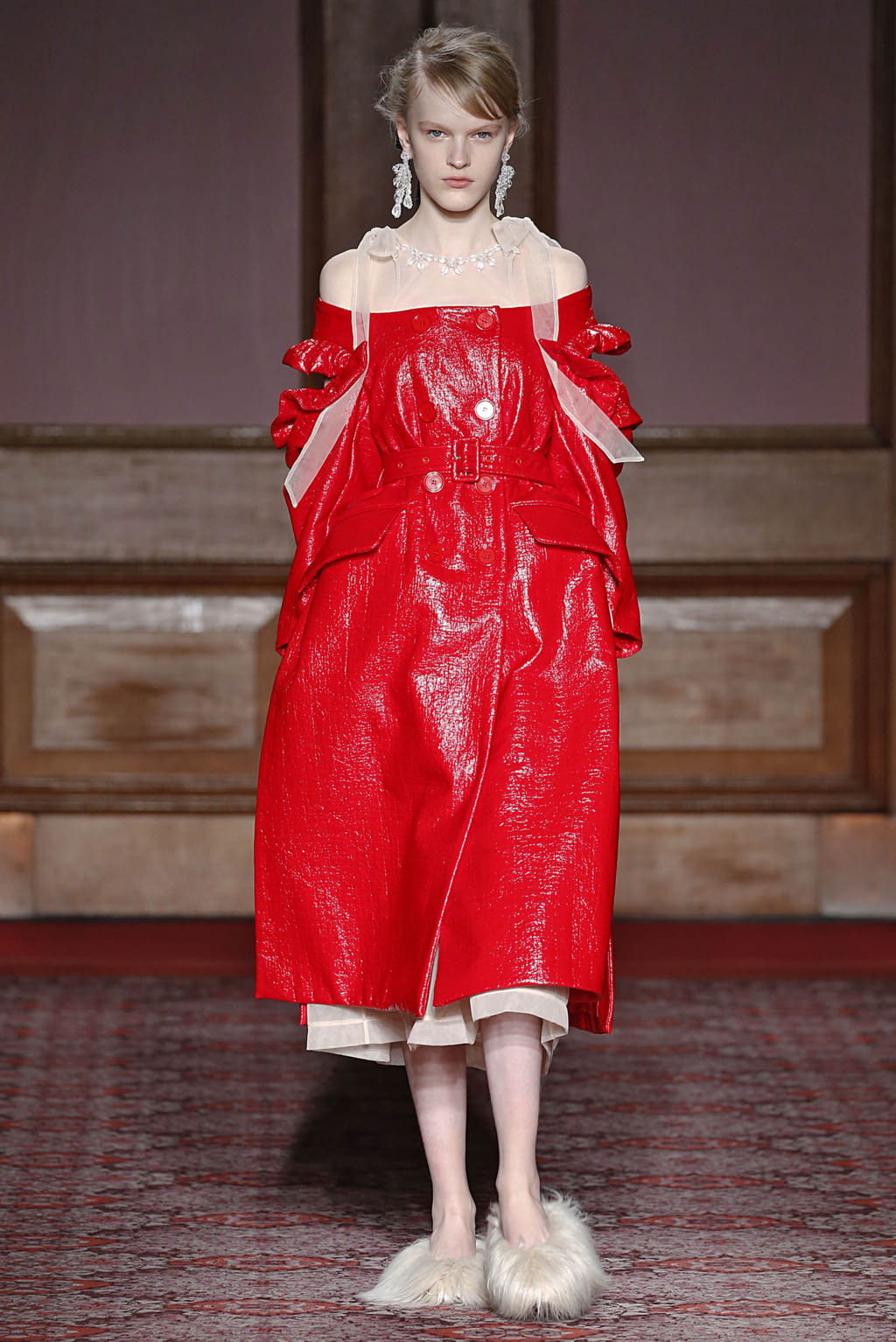 Fashion Week London Fall/Winter 2018 look 21 from the Simone Rocha collection 女装