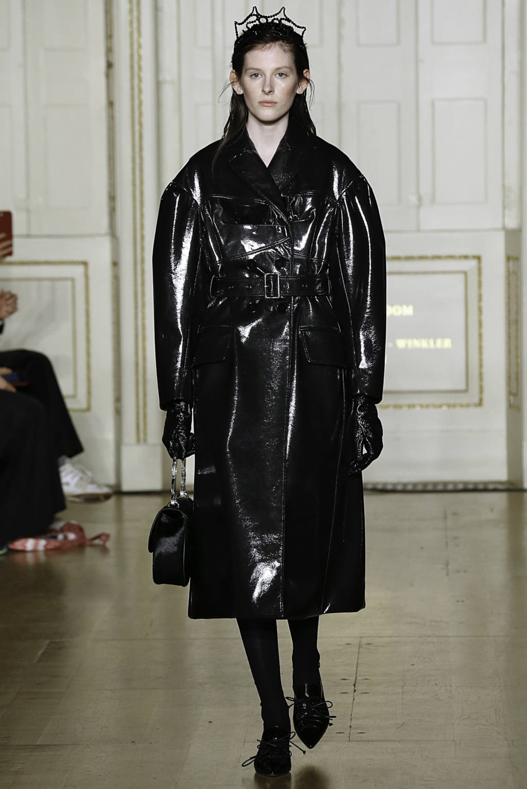 Fashion Week London Fall/Winter 2019 look 30 from the Simone Rocha collection 女装