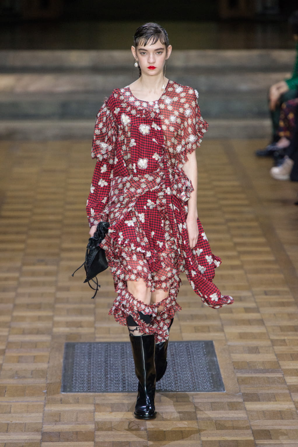 Fashion Week London Spring/Summer 2017 look 17 from the Simone Rocha collection womenswear
