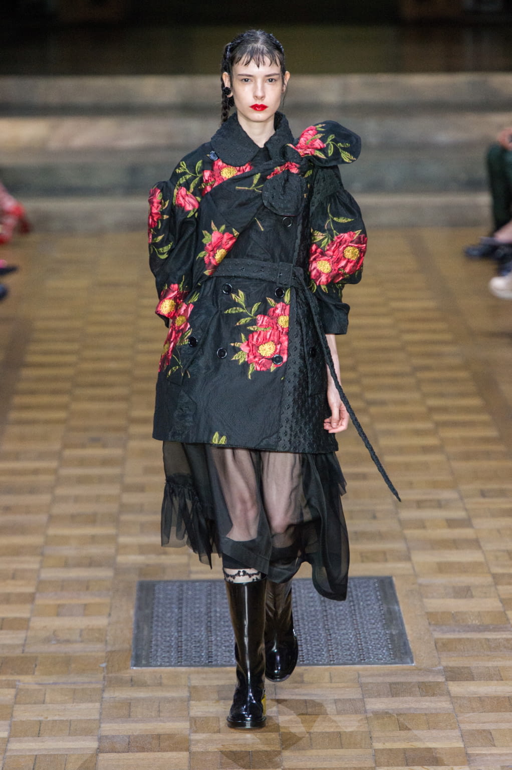 Fashion Week London Spring/Summer 2017 look 22 from the Simone Rocha collection 女装