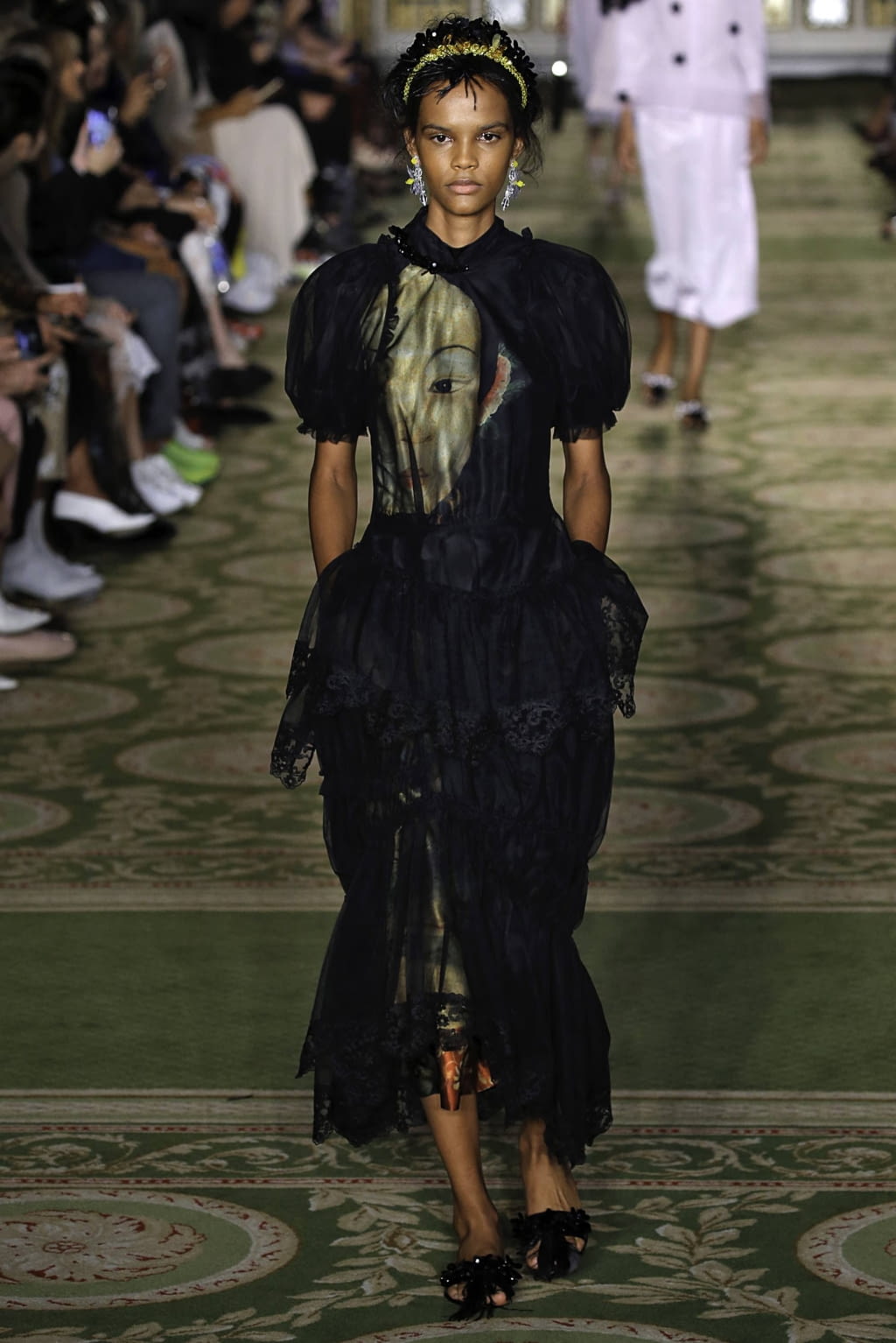 Fashion Week London Spring/Summer 2019 look 24 from the Simone Rocha collection womenswear