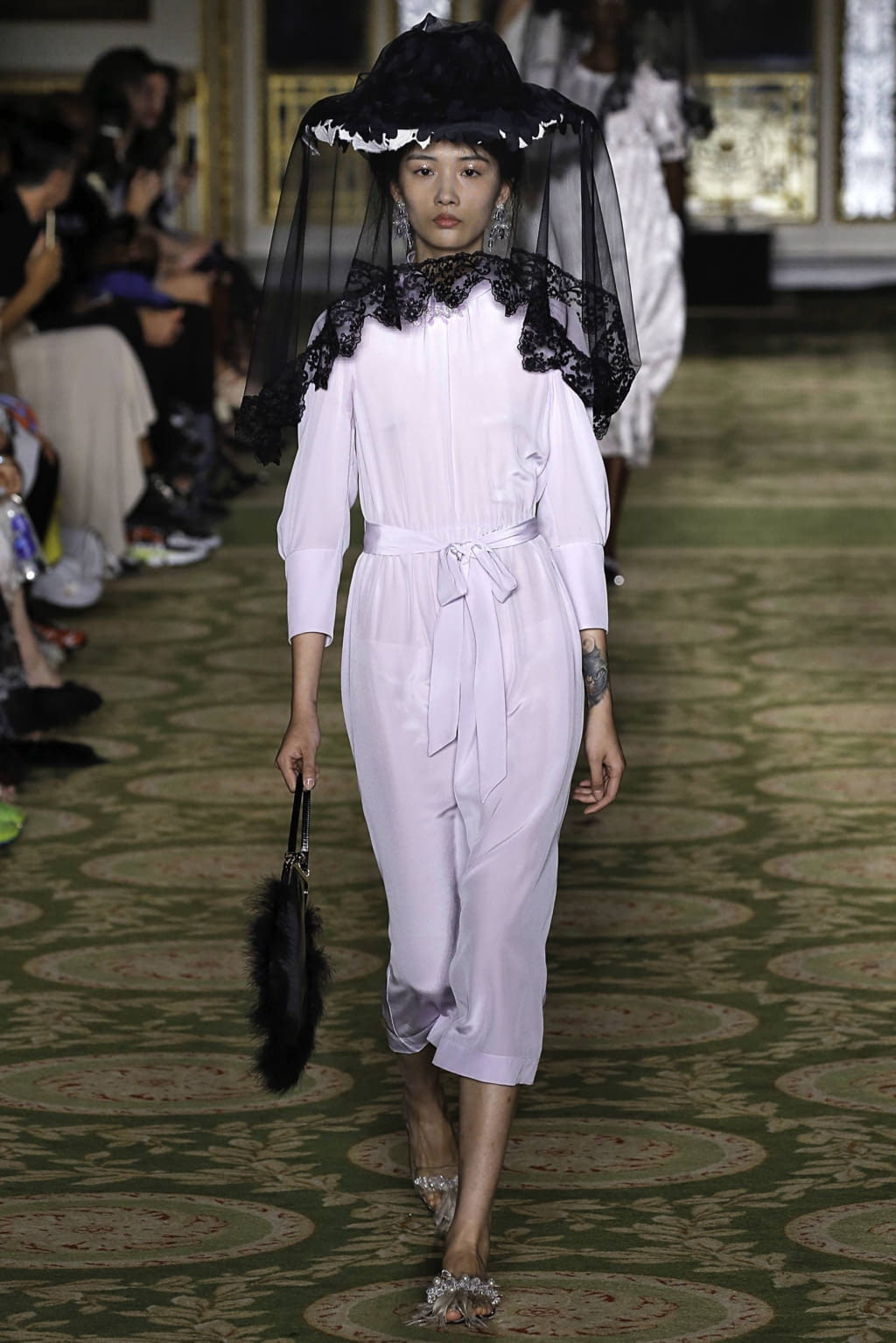 Fashion Week London Spring/Summer 2019 look 26 from the Simone Rocha collection womenswear
