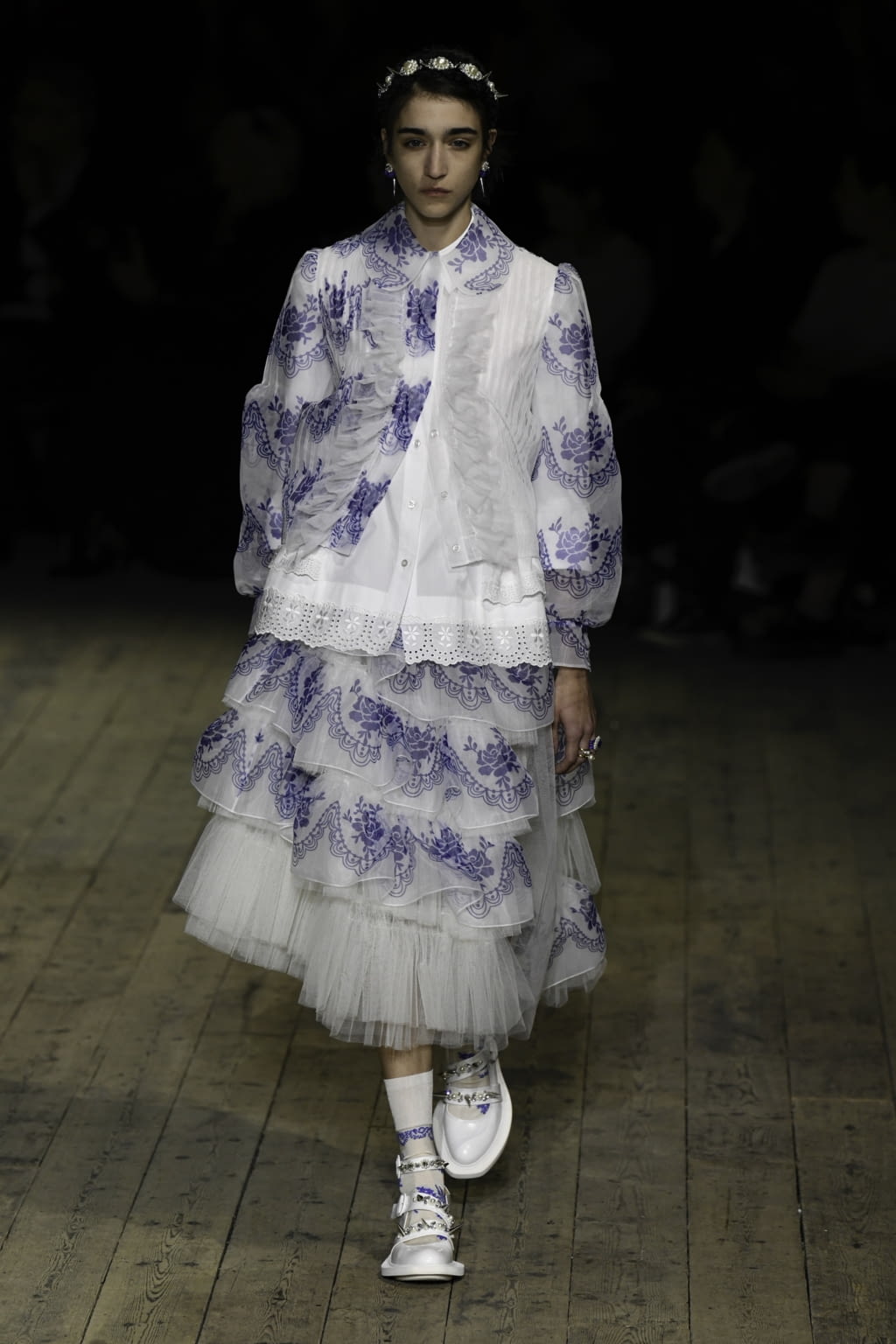 Fashion Week London Spring/Summer 2020 look 1 de la collection Simone Rocha womenswear