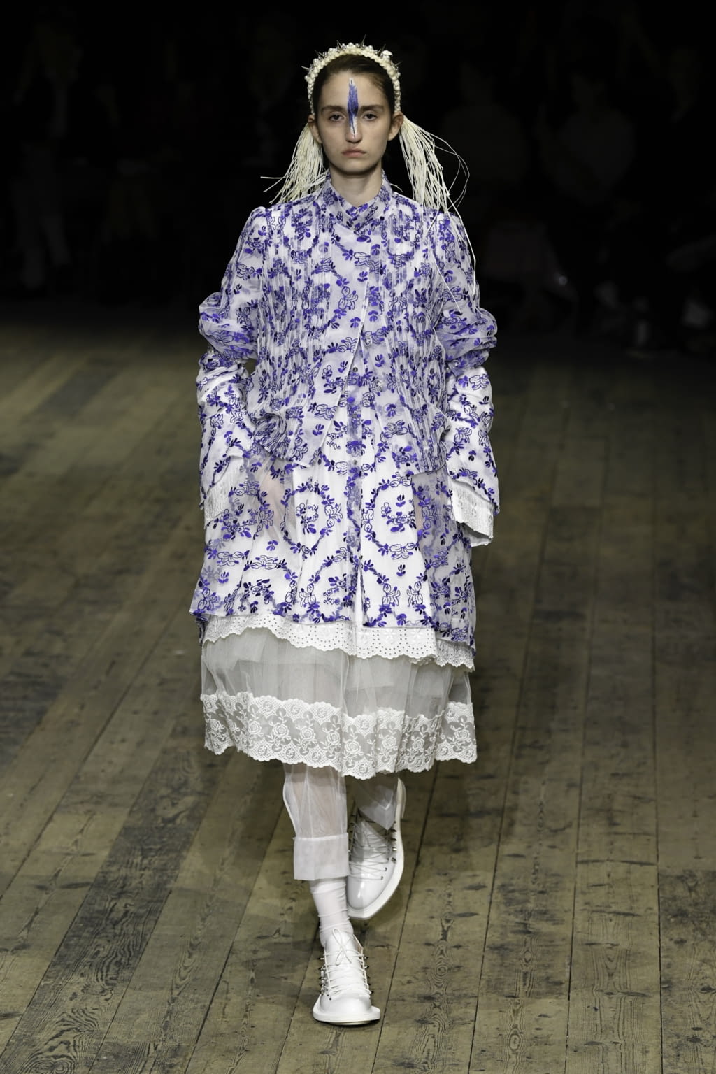 Fashion Week London Spring/Summer 2020 look 3 from the Simone Rocha collection womenswear