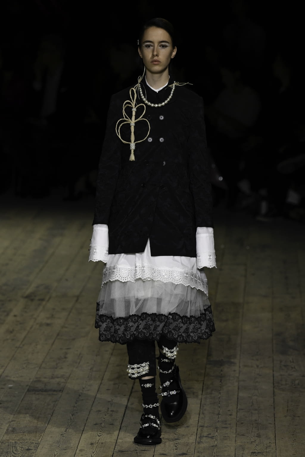 Fashion Week London Spring/Summer 2020 look 8 from the Simone Rocha collection womenswear