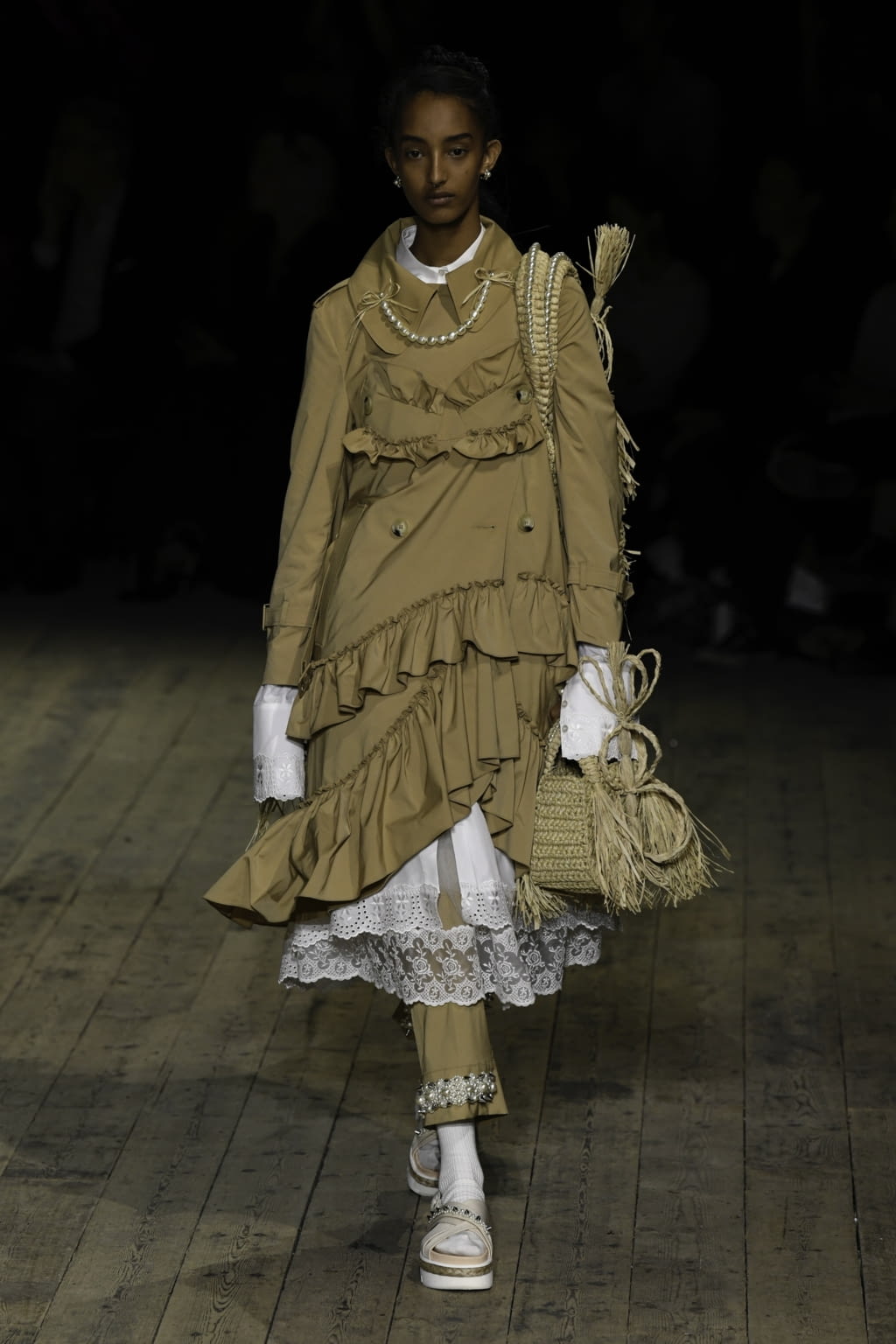 Fashion Week London Spring/Summer 2020 look 11 from the Simone Rocha collection womenswear