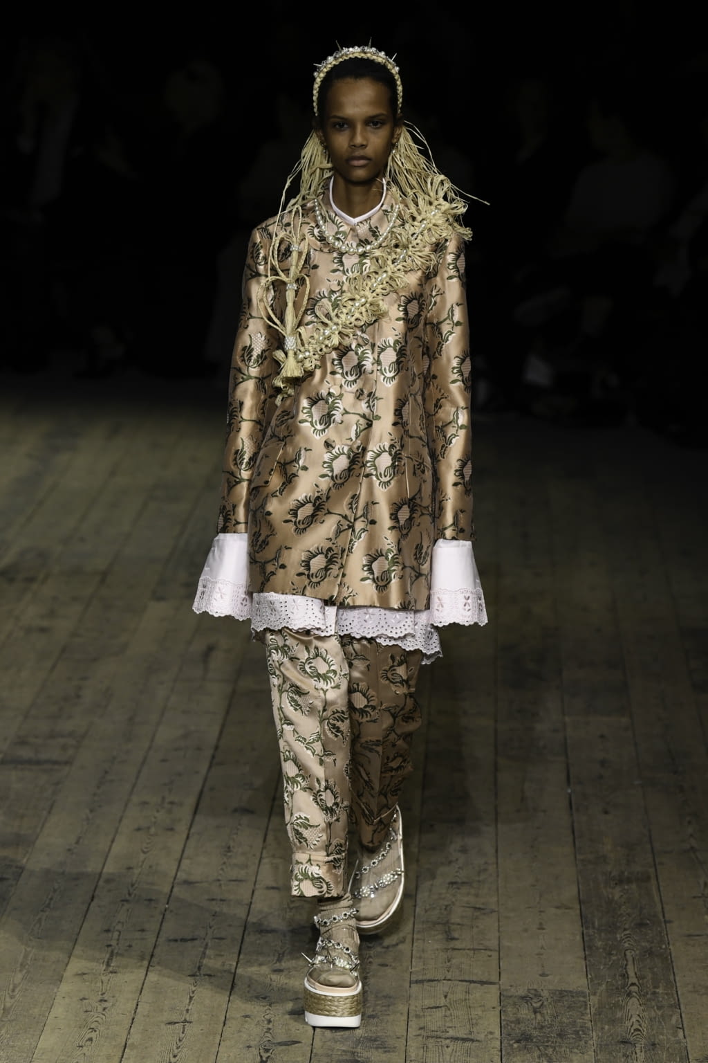 Fashion Week London Spring/Summer 2020 look 14 from the Simone Rocha collection womenswear