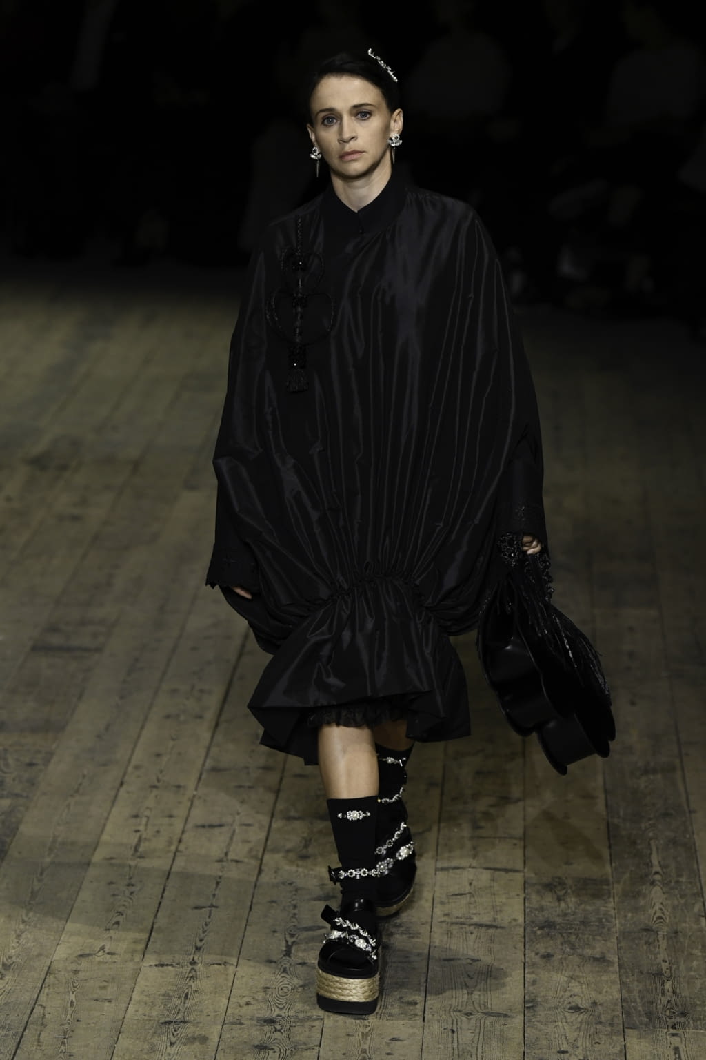 Fashion Week London Spring/Summer 2020 look 25 from the Simone Rocha collection womenswear