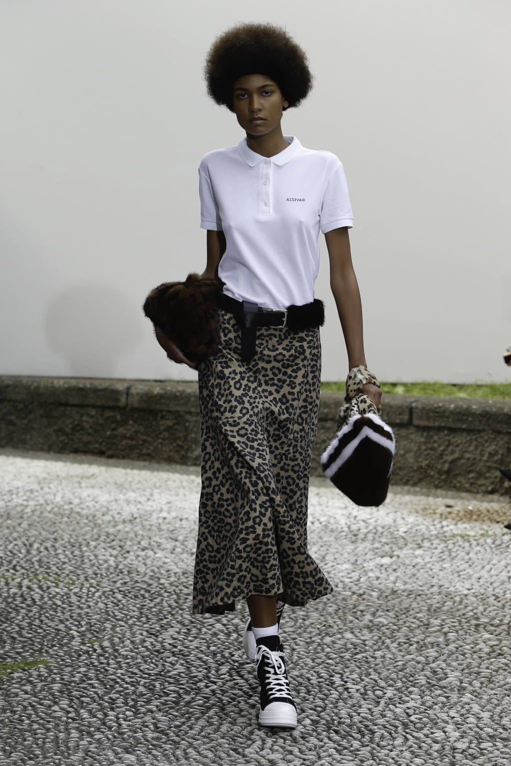 Fashion Week Milan Spring/Summer 2019 look 10 from the Simonetta Ravizza collection womenswear