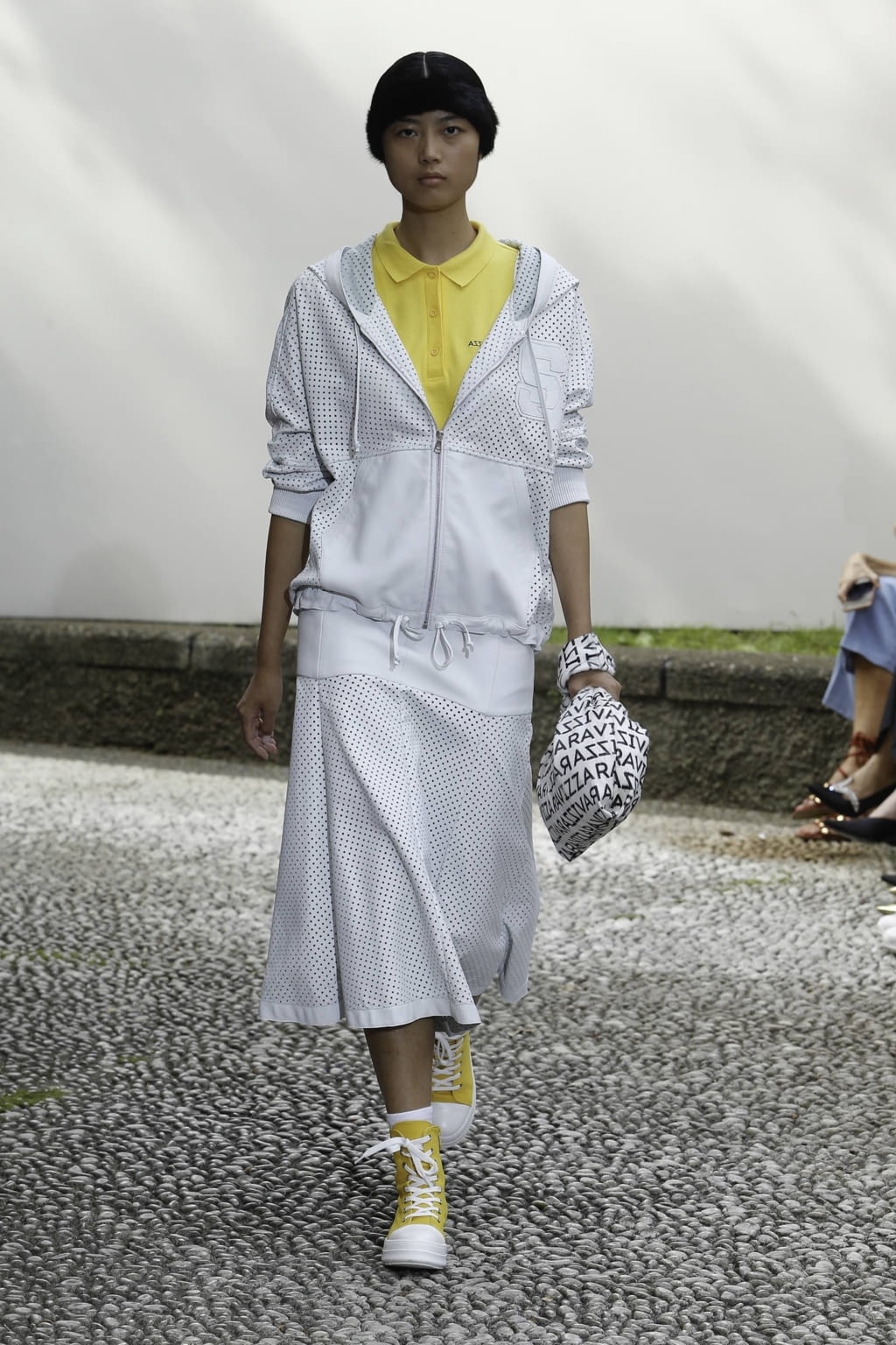 Fashion Week Milan Spring/Summer 2019 look 17 from the Simonetta Ravizza collection womenswear