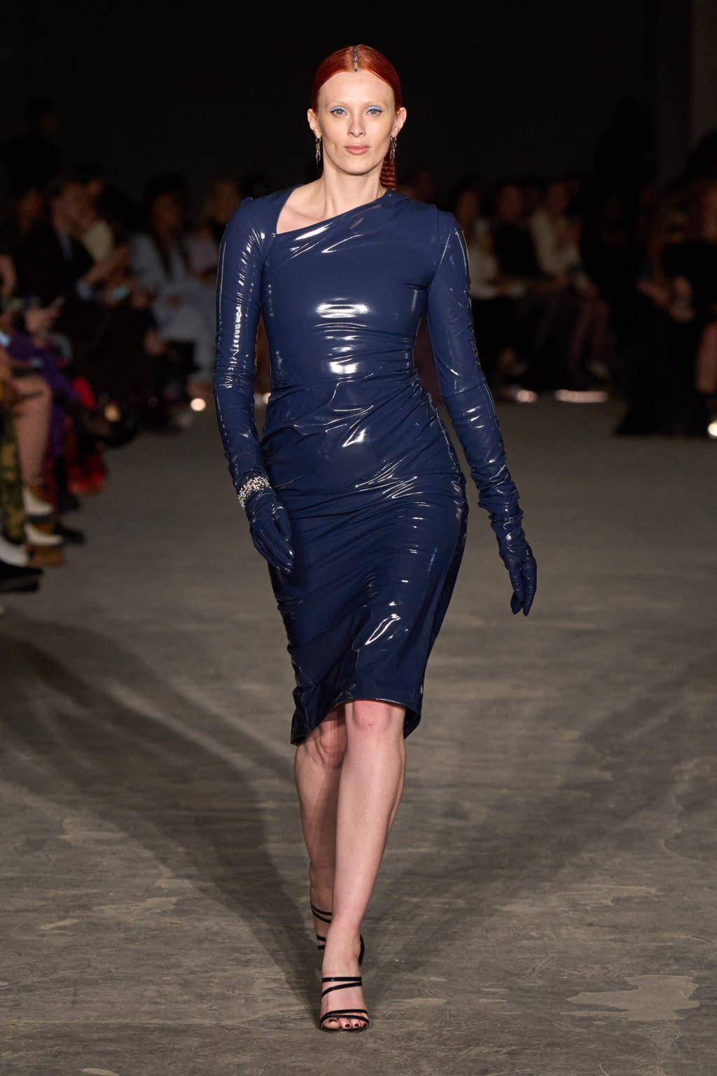 Fashion Week New York Fall/Winter 2022 look 1 from the Christian Siriano collection womenswear