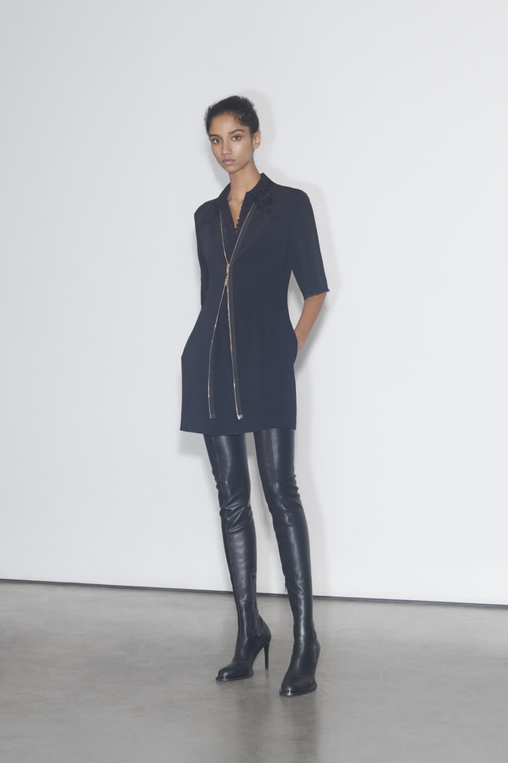 Fashion Week Paris Pre-Fall 2018 look 24 from the Stella McCartney collection womenswear