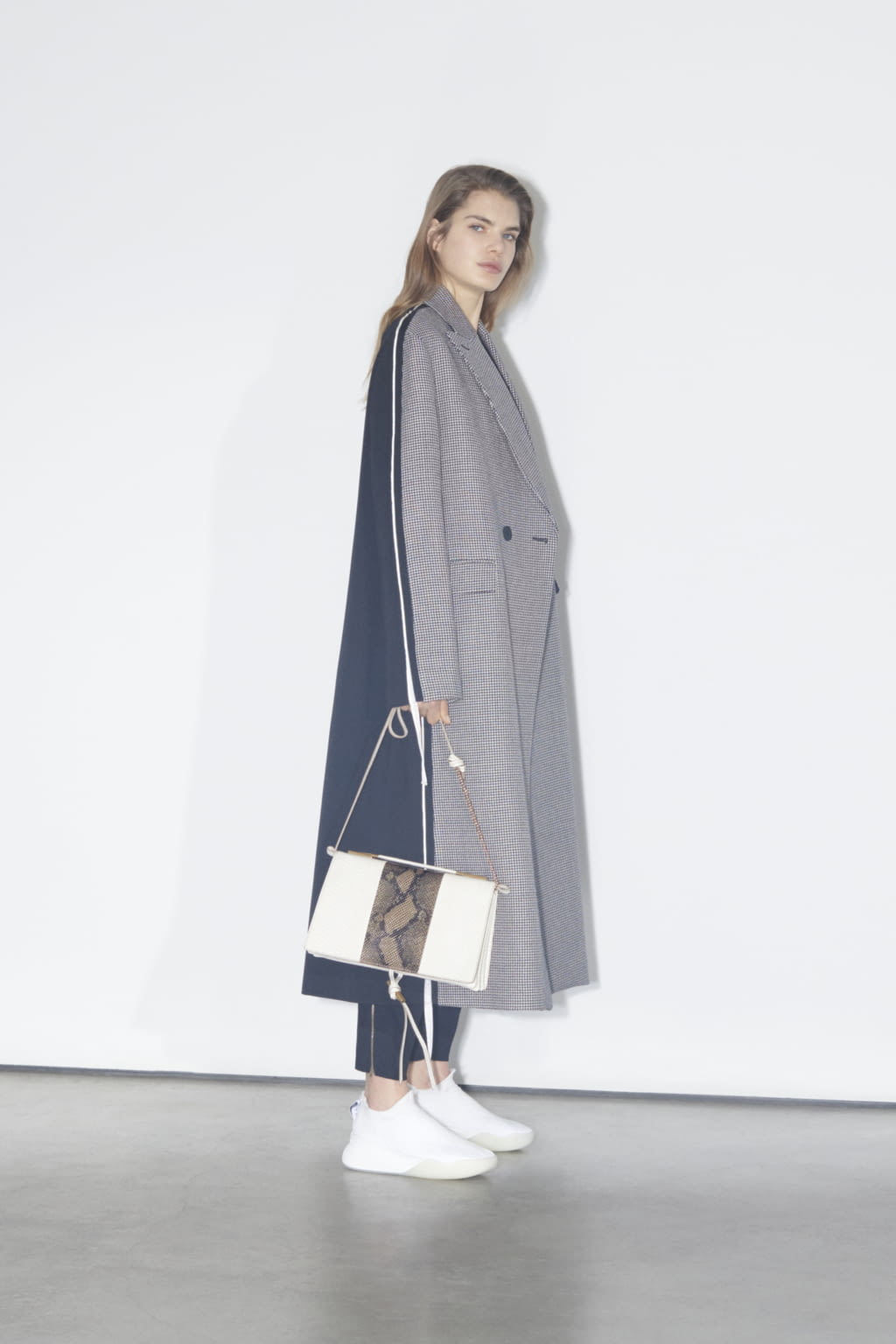 Fashion Week Paris Pre-Fall 2018 look 6 from the Stella McCartney collection womenswear