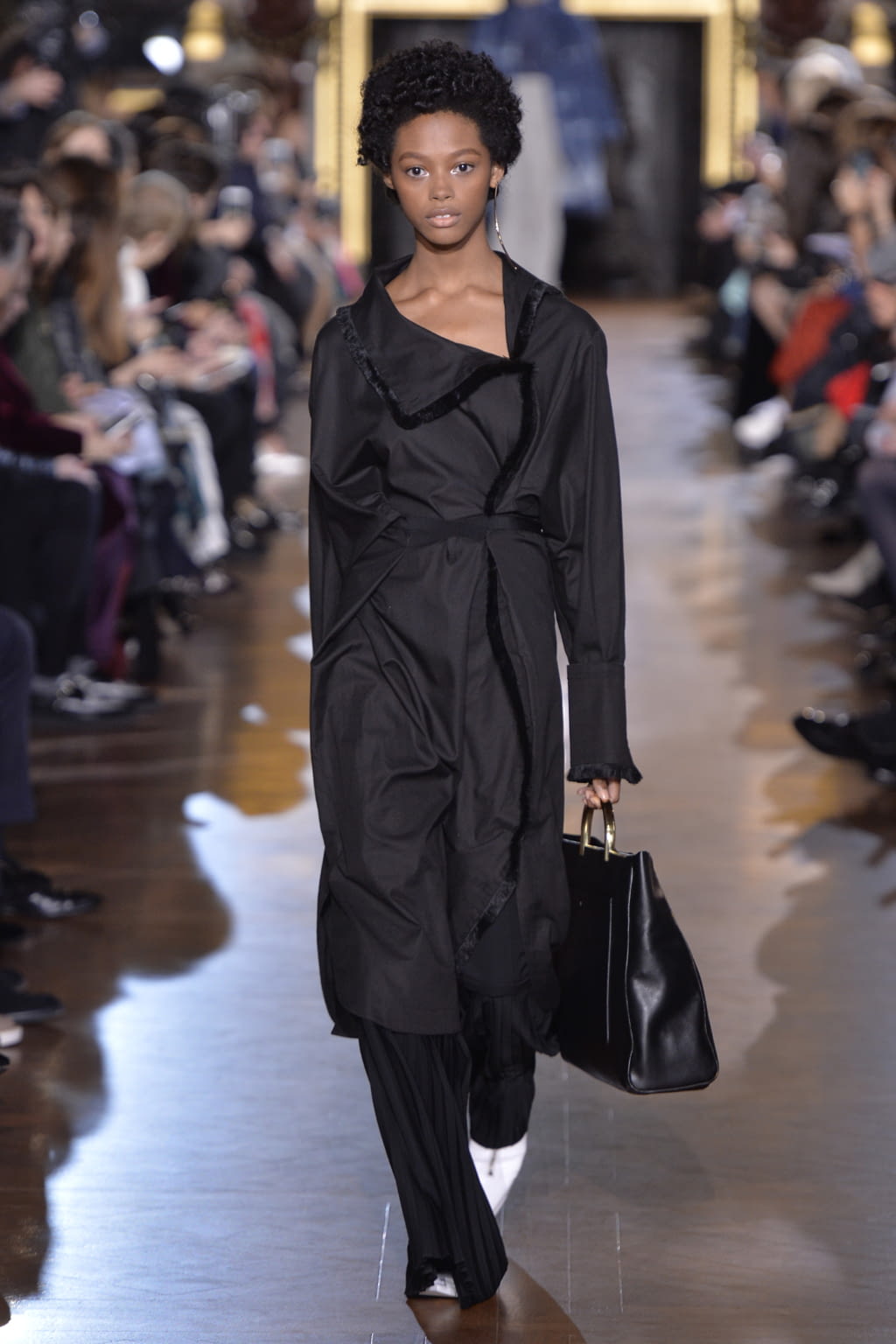Fashion Week Paris Fall/Winter 2016 look 7 de la collection Stella McCartney womenswear