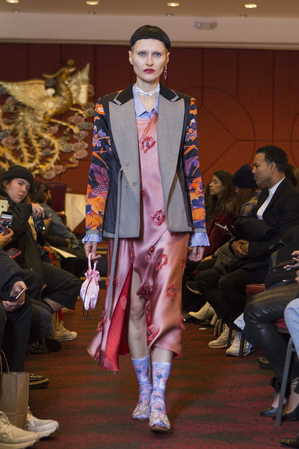 Fashion Week New York Fall/Winter 2018 look 25 from the SNOW XUE GAO collection womenswear