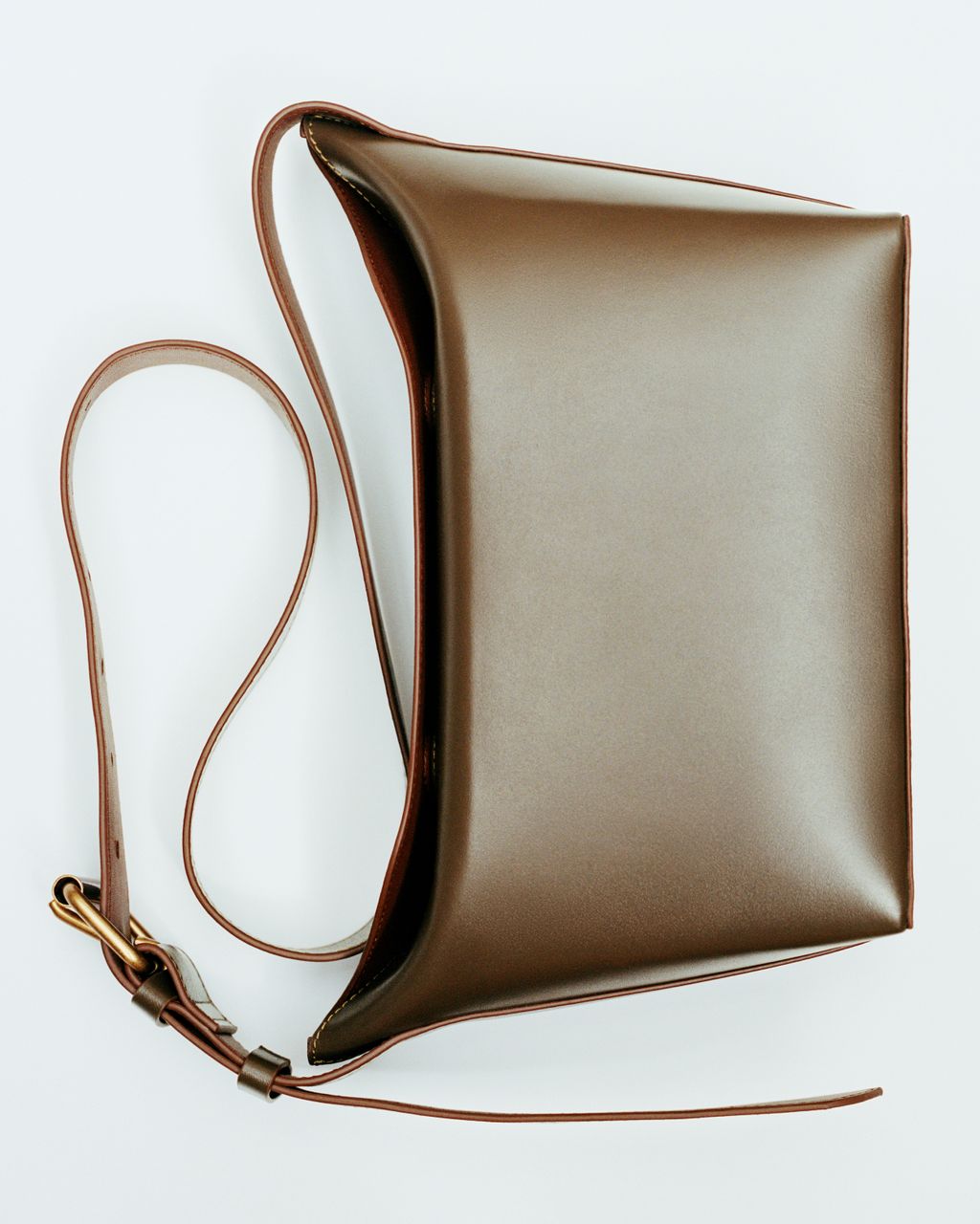 Fashion Week Paris Fall/Winter 2024 look 1 from the Soeur collection womenswear accessories