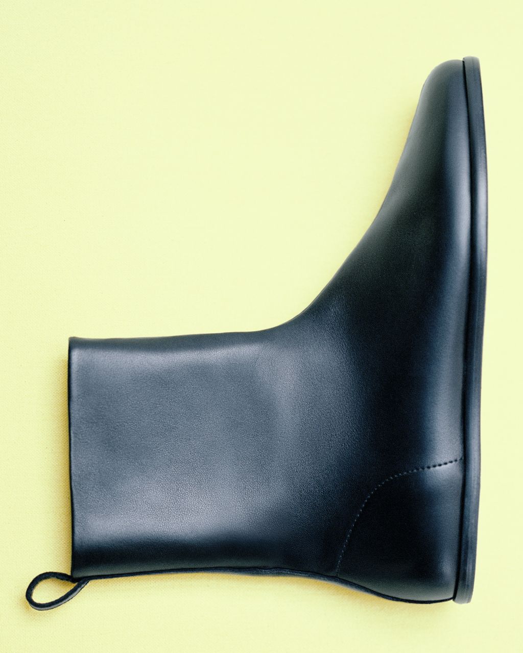 Fashion Week Paris Fall/Winter 2024 look 3 from the Soeur collection womenswear accessories