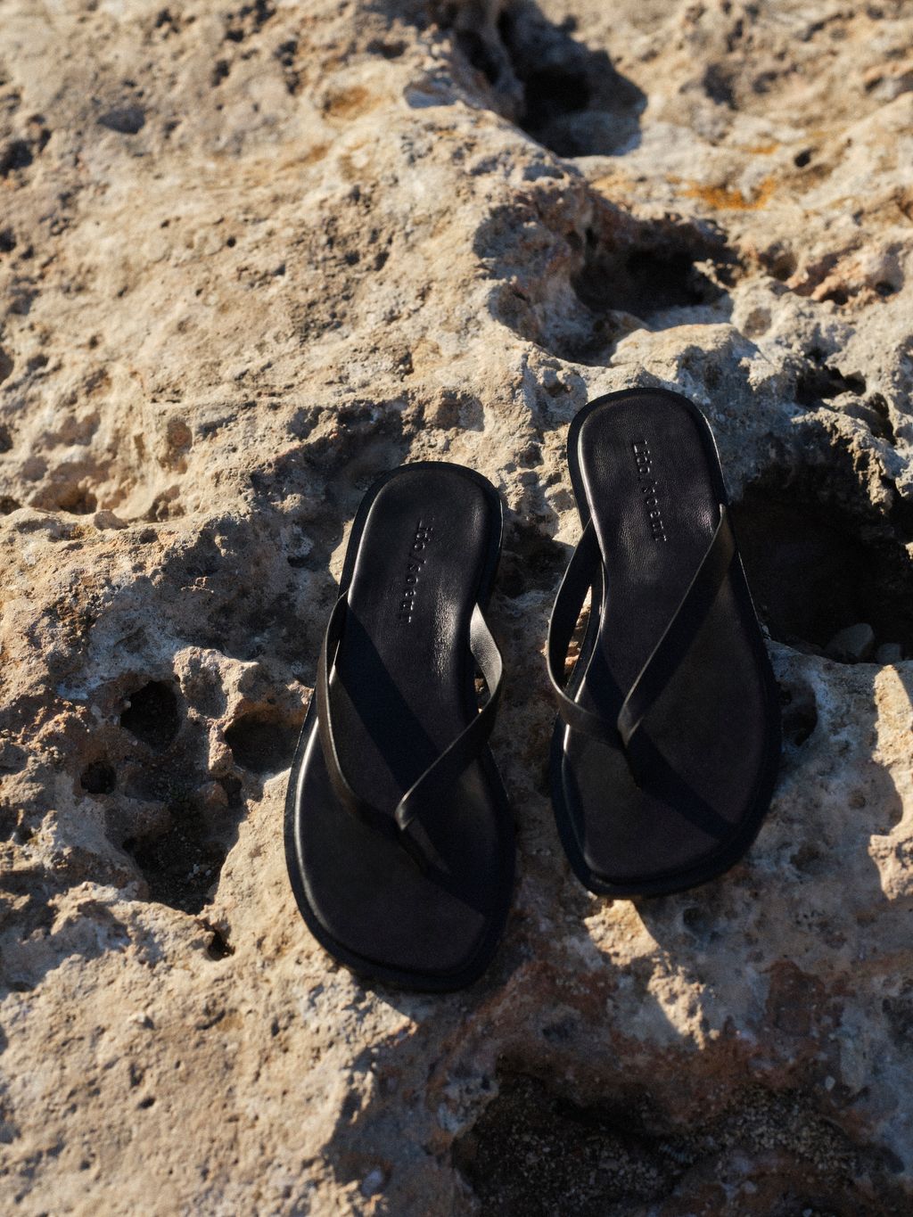 Fashion Week Paris Spring/Summer 2025 look 123 from the Soeur collection womenswear