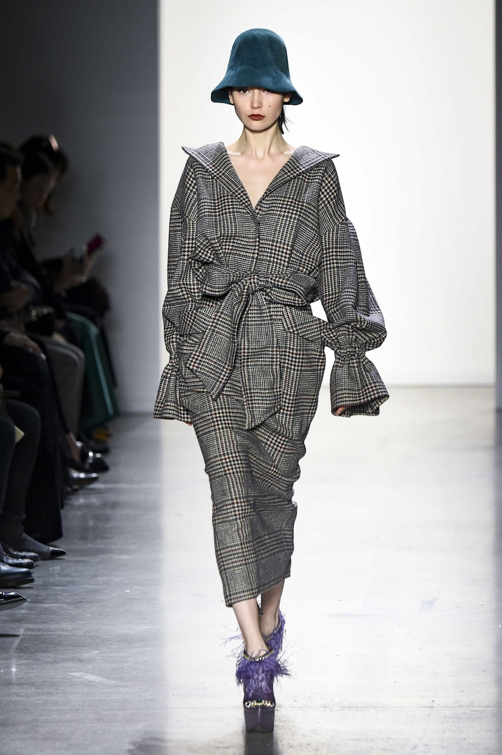 Fashion Week New York Fall/Winter 2019 look 19 de la collection Son Jung Wan womenswear