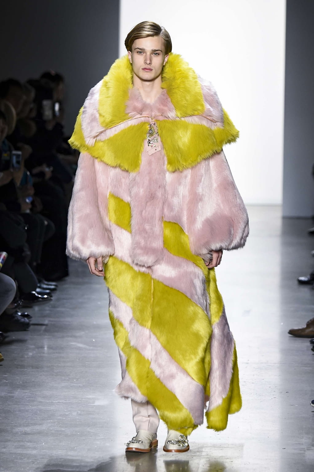 Fashion Week New York Fall/Winter 2019 look 41 from the Son Jung Wan collection 女装