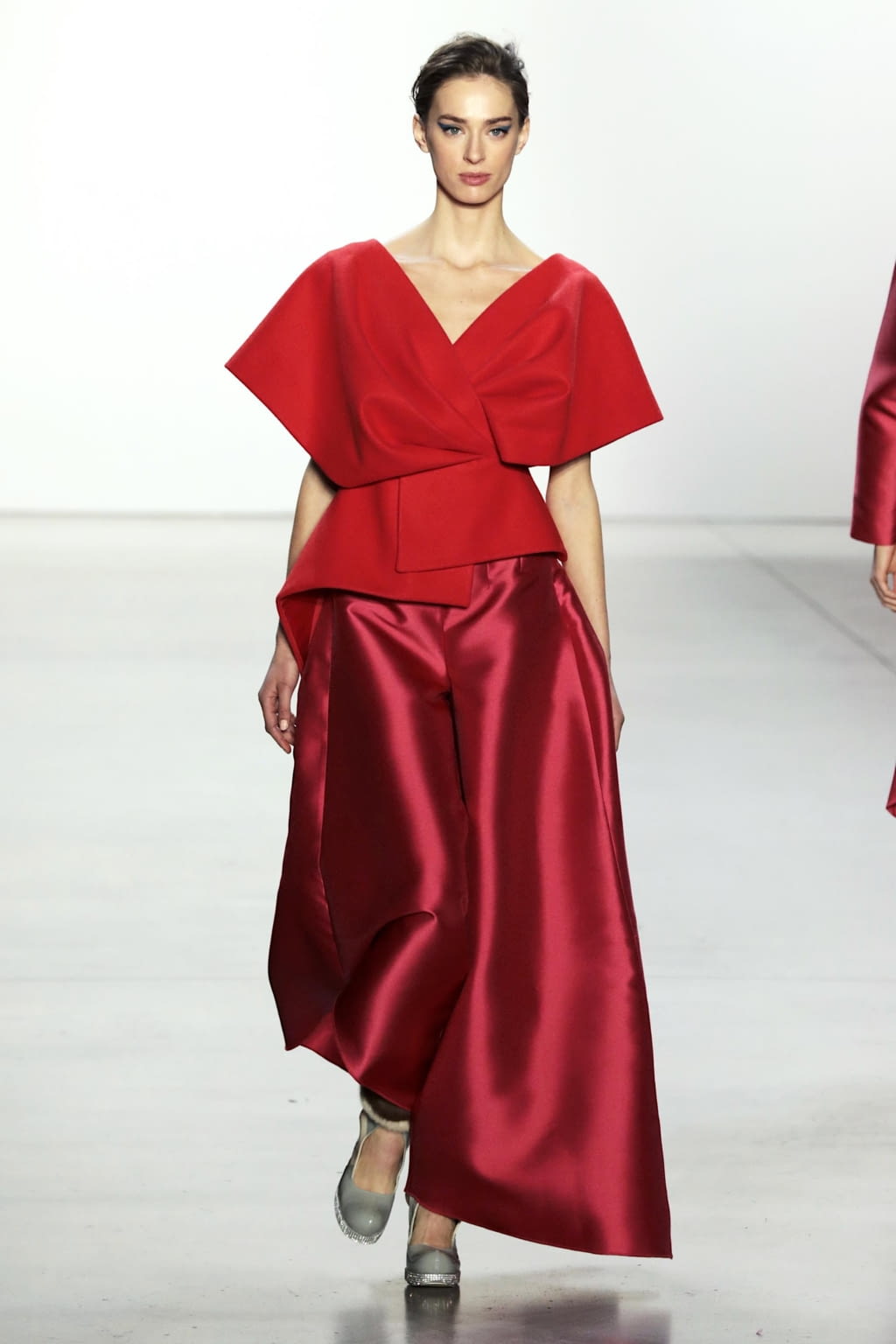 Fashion Week New York Fall/Winter 2020 look 31 from the Son Jung Wan collection womenswear