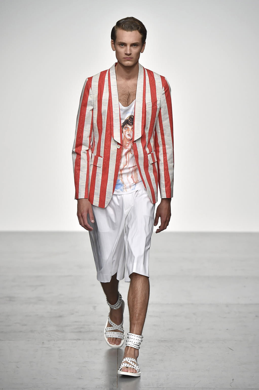 Fashion Week London Spring/Summer 2018 look 9 from the Songzio collection menswear