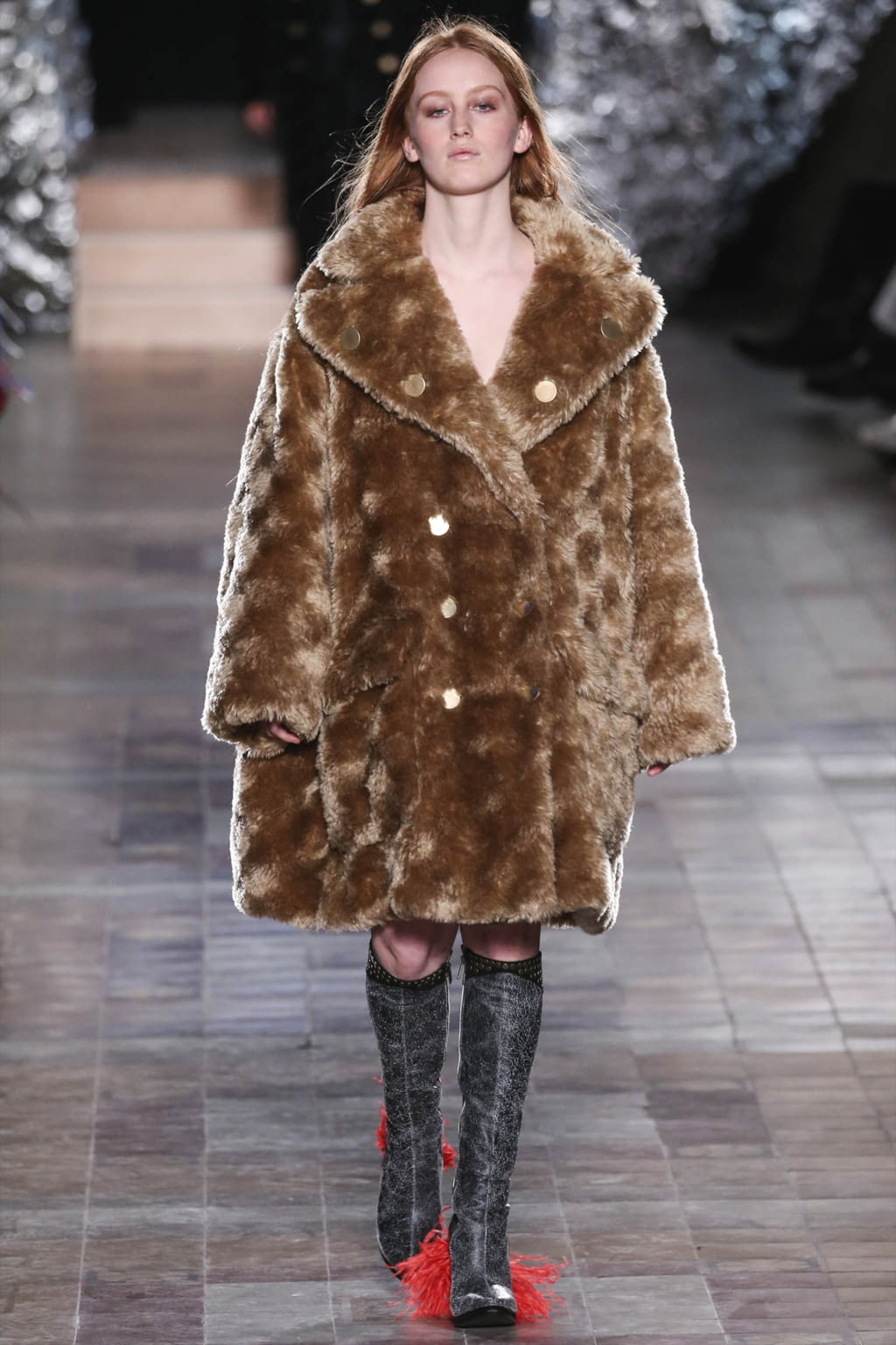 Fashion Week Paris Fall/Winter 2017 look 15 from the Sonia Rykiel collection 女装