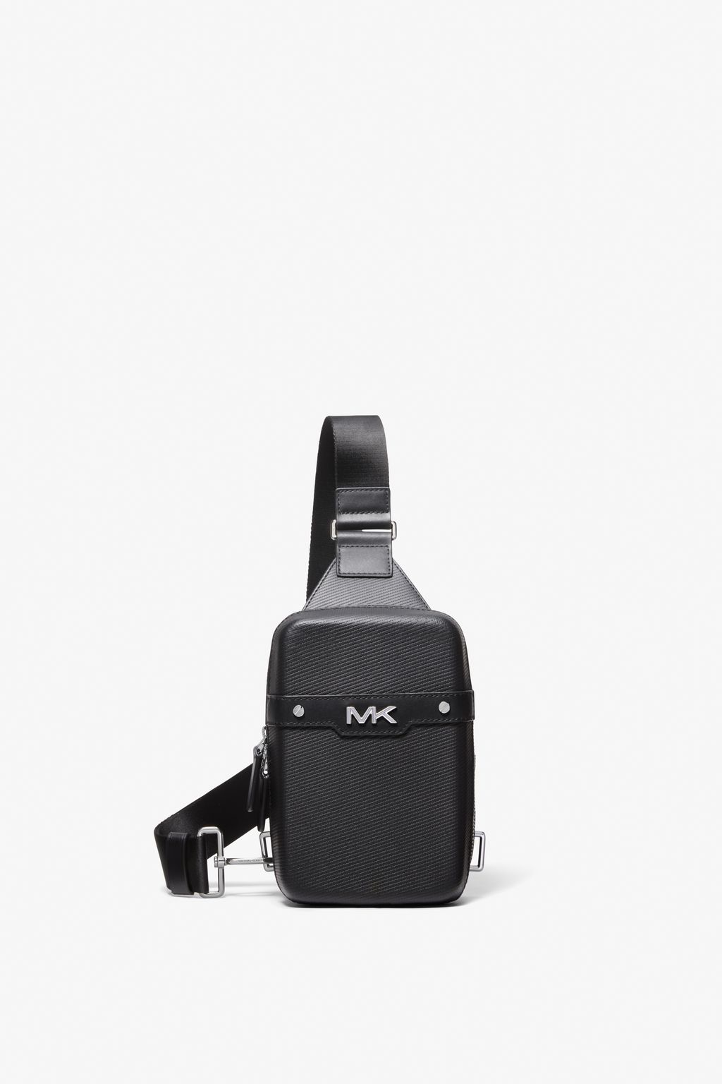 Fashion Week New York Spring/Summer 2024 look 15 from the Michael Kors Men collection menswear accessories